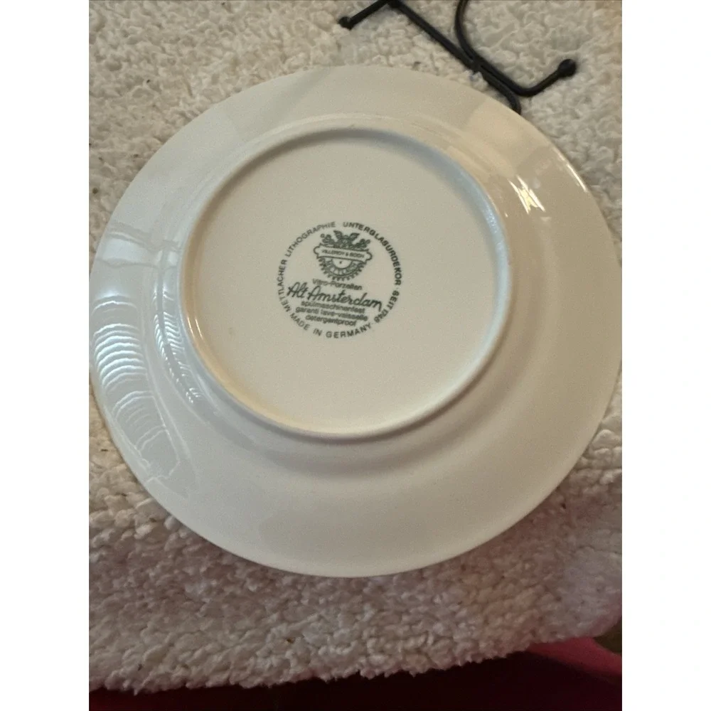 3Villeroy and Boch Alt Amsterdam Porcelain Luncheon Plates 8